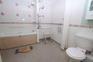 Bath/Wet Room - click for photo gallery